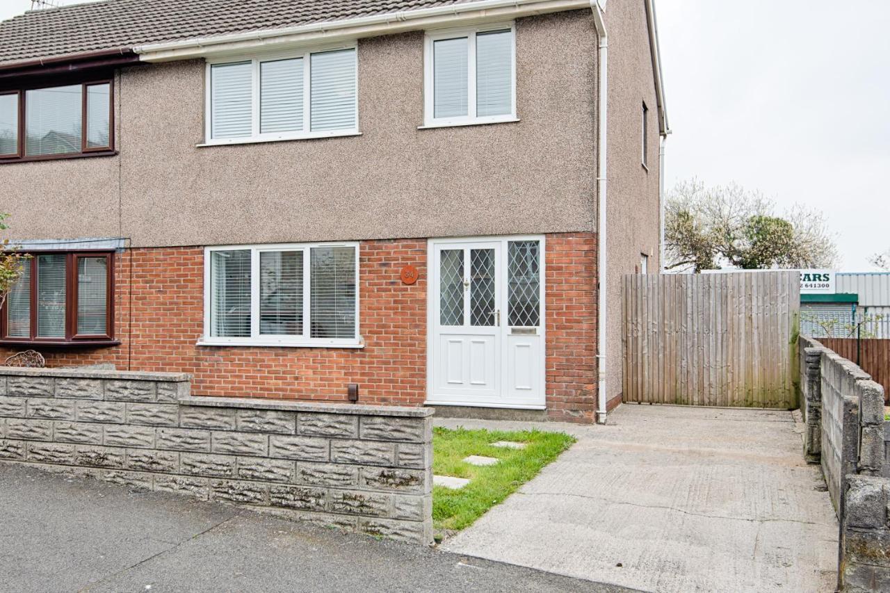Off Road Parking, Garden, Smart Tv'S In All Rooms! Morriston Exteriér fotografie