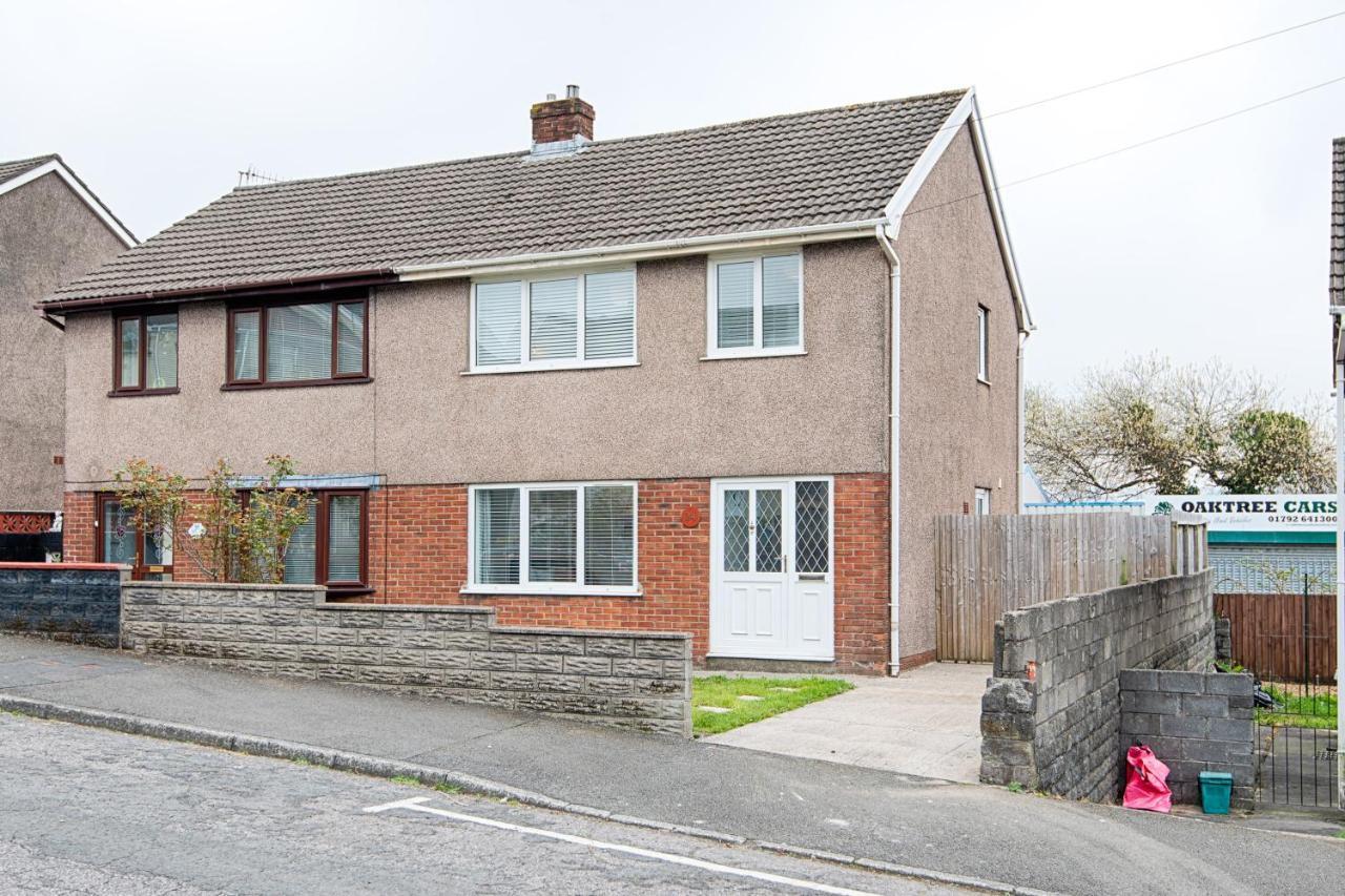 Off Road Parking, Garden, Smart Tv'S In All Rooms! Morriston Exteriér fotografie